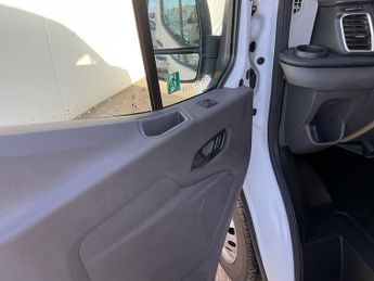 Ford Transit 460 EcoBlue Limited Tacho