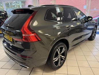 Volvo XC60 B5 MHEV R-Design