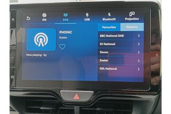 Toyota Yaris VVT-h Excel