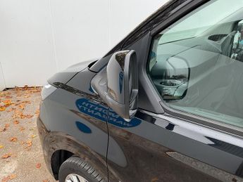 Ford Tourneo Custom 320 EcoBlue Titanium Euro 6