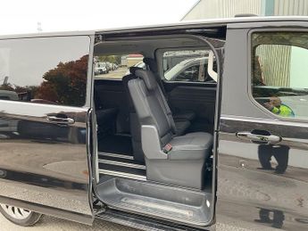 Ford Tourneo Custom 320 EcoBlue Titanium Euro 6