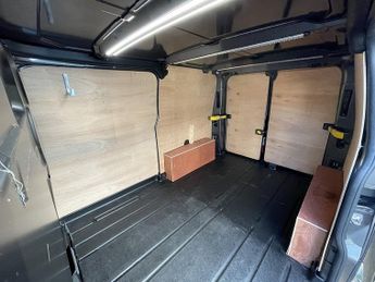 Ford Transit Custom 2.0 280 EcoBlue Limited Panel Van 5dr Diesel Auto L1 H1 Euro 6 (