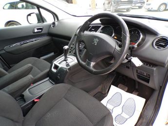 Peugeot 5008 e-HDi Allure