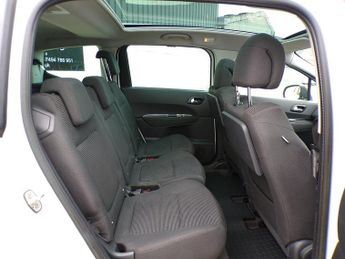 Peugeot 5008 e-HDi Allure