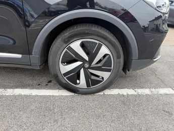 MG MG ZS 72.6kWh Trophy Long Range SUV 5dr Electric Auto (156 ps)