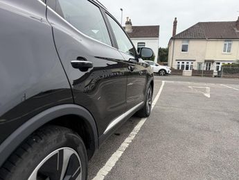 MG MG ZS 72.6kWh Trophy Long Range SUV 5dr Electric Auto (156 ps)