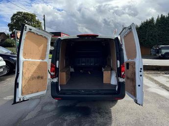 Mercedes-Benz eVito 114 e 41kWh Pure Panel Van 5dr Electric Auto FWD L2 (LWB) (115 p