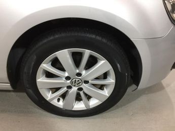 Volkswagen Golf Se Tsi Dsg 1.4 5dr Hatchback Automatic Petrol