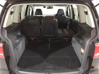 Volkswagen Touran 1.4 TSI SE MPV 5dr Petrol DSG (7 Seats) (138 bhp)