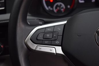 Volkswagen Transporter 2.0 TDI T32 Highline Kombi Double Cab 5dr Diesel DSG FWD SWB Eur