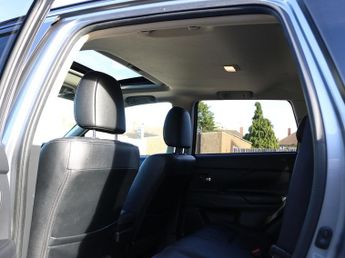 Mitsubishi Outlander h GX4h