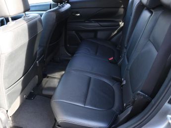 Mitsubishi Outlander h GX4h