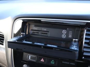 Mitsubishi Outlander h GX4h