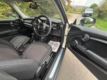 Mini Hatch One
