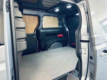 Volkswagen ID. Buzz Cargo Pro Commerce