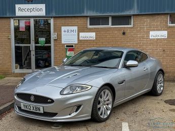 Jaguar XK V8