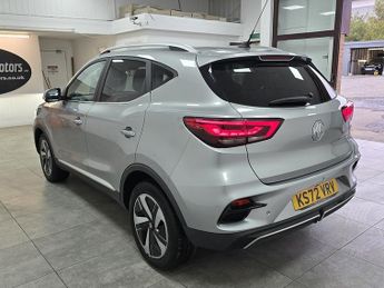 MG MG ZS Trophy Connect Long Range
