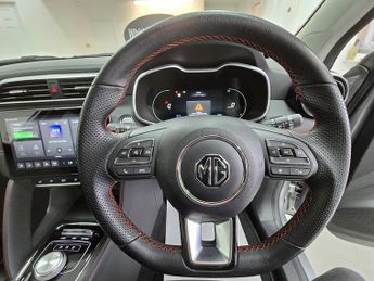 MG MG ZS Trophy Connect Long Range