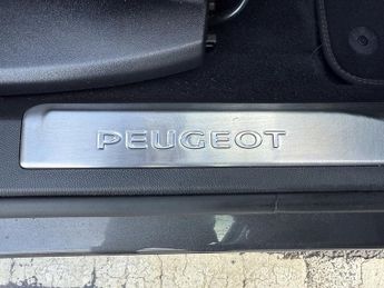 Peugeot 3008 1.6 THP GT Line Premium SUV 5dr Petrol EAT Euro 6 (s/s) (165 ps)