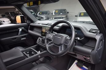 Land Rover Defender 110 3.0 D250 MHEV X-Dynamic HSE SUV 5dr Diesel Auto 4WD Euro 6 (s/s)