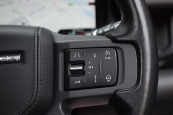 Land Rover Defender 110 3.0 D250 MHEV X-Dynamic HSE SUV 5dr Diesel Auto 4WD Euro 6 (s/s)
