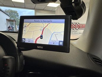 MINI Hatch Cooper