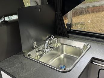 Volkswagen Transporter T6 T28 150 SWB Highline