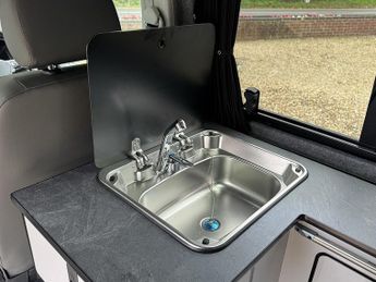 Volkswagen Transporter T6 T28 150 SWB Highline