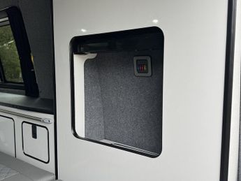 Volkswagen Transporter T6 T28 150 SWB Highline