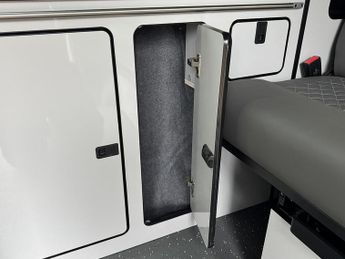 Volkswagen Transporter T6 T28 150 SWB Highline