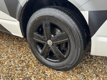 Volkswagen Transporter T6 T28 150 SWB Highline