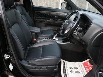 Mitsubishi Outlander h TwinMotor Dynamic