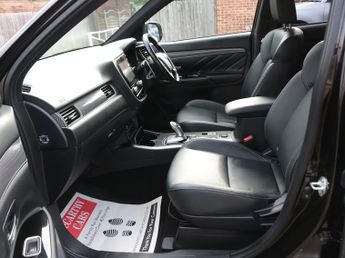 Mitsubishi Outlander h TwinMotor Dynamic