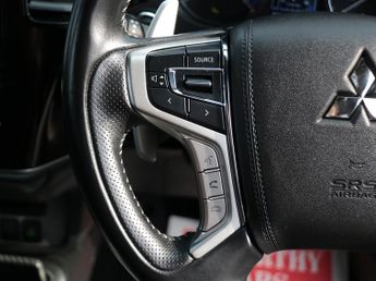 Mitsubishi Outlander h TwinMotor Dynamic