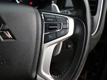 Mitsubishi Outlander h TwinMotor Dynamic