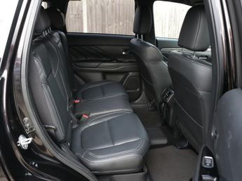 Mitsubishi Outlander h TwinMotor Dynamic