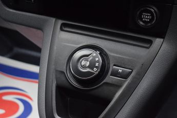 Citroen Dispatch 2.0 BlueHDi 1400 Driver Pro M Panel Van 6dr Diesel EAT8 FWD 2 Eu