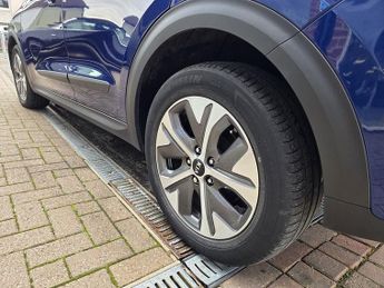 Kia Niro 64kWh 3 SUV 5dr Electric Auto (201 bhp)