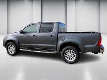 Toyota Hilux 3.0 D-4D Invincible Pickup 4dr Diesel Auto 4WD (227 g/km, 171 bh