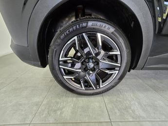 Peugeot 3008 HYBRID Allure