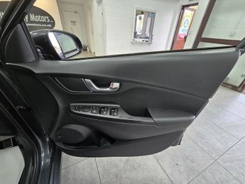 Hyundai KONA Premium