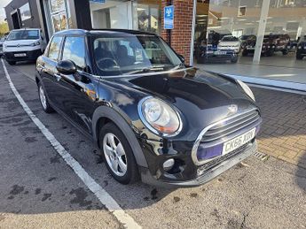 MINI Hatch 1.5 Cooper Hatchback 5dr Petrol Manual Euro 6 (s/s) (136 ps)