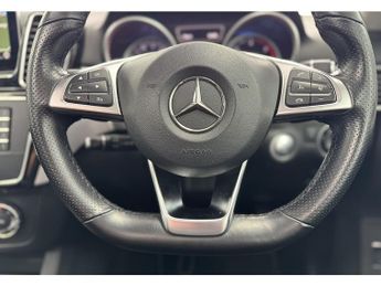 Mercedes-Benz GLE GLE350d V6 AMG Line