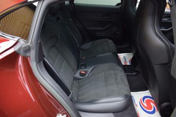 Porsche Taycan Performance Plus 93.4kWh GTS Saloon 4dr Electric Auto 4WD (11kW 