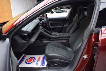 Porsche Taycan Performance Plus 93.4kWh GTS Saloon 4dr Electric Auto 4WD (11kW 
