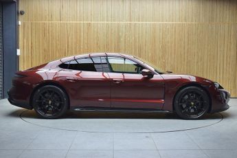 Porsche Taycan Performance Plus 93.4kWh GTS Saloon 4dr Electric Auto 4WD (11kW 