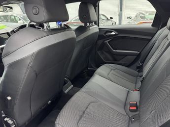 AUDI A1 A1 1.0 TFSI 25 S line Sportback 5dr Petrol S Tronic Euro 6 (s/s)