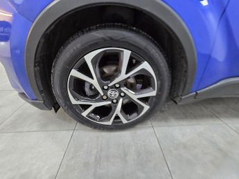 Toyota C-HR VVT-h Design