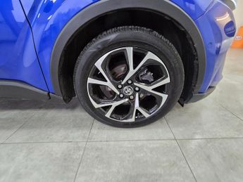 Toyota C-HR VVT-h Design