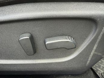 Nissan Qashqai 1.6 dCi Tekna SUV 5dr Diesel XTRON Euro 6 (s/s) (130 ps)